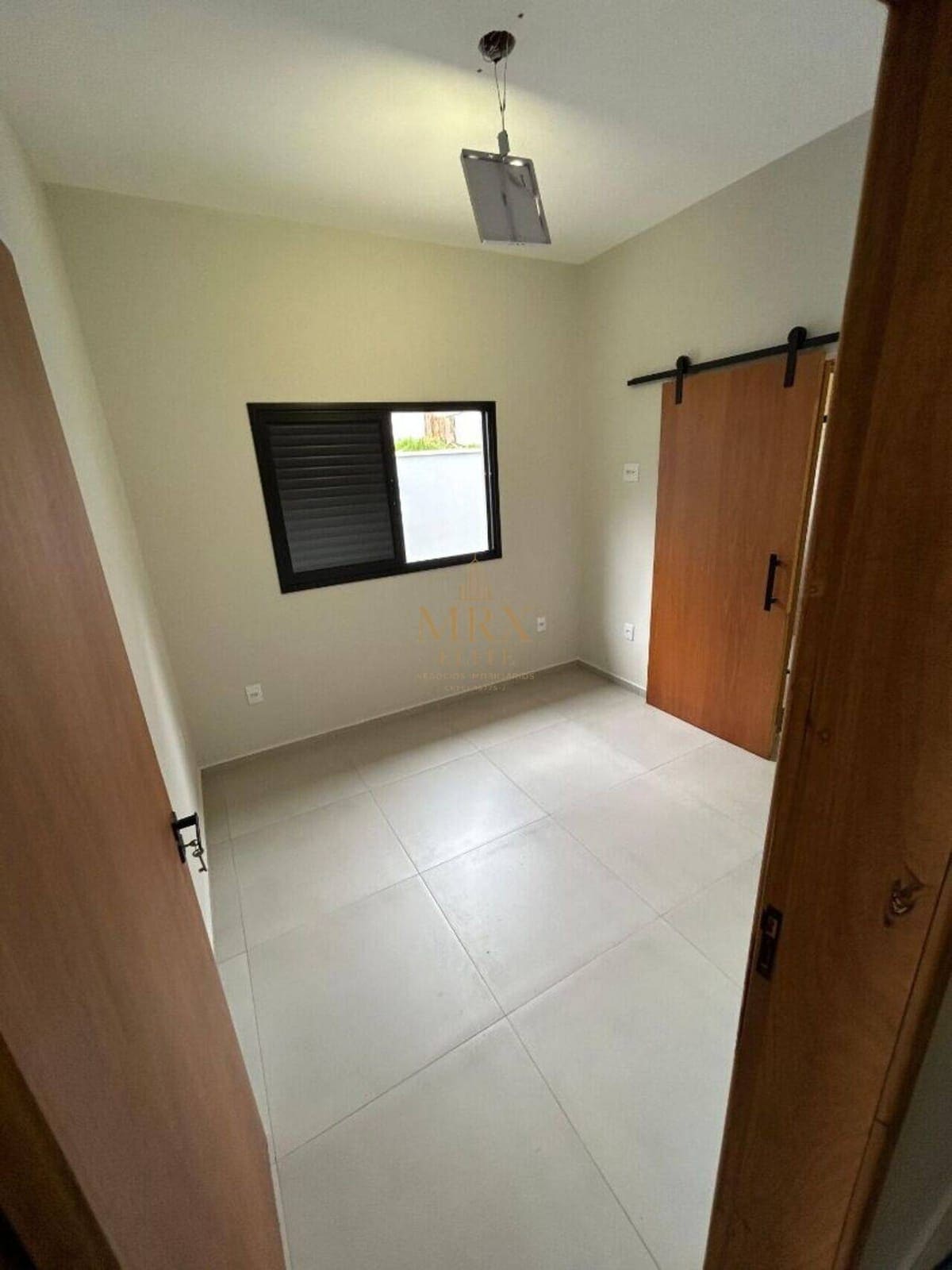Casa com 3 dormitórios no Vila Doutor Laurindo — foto 5