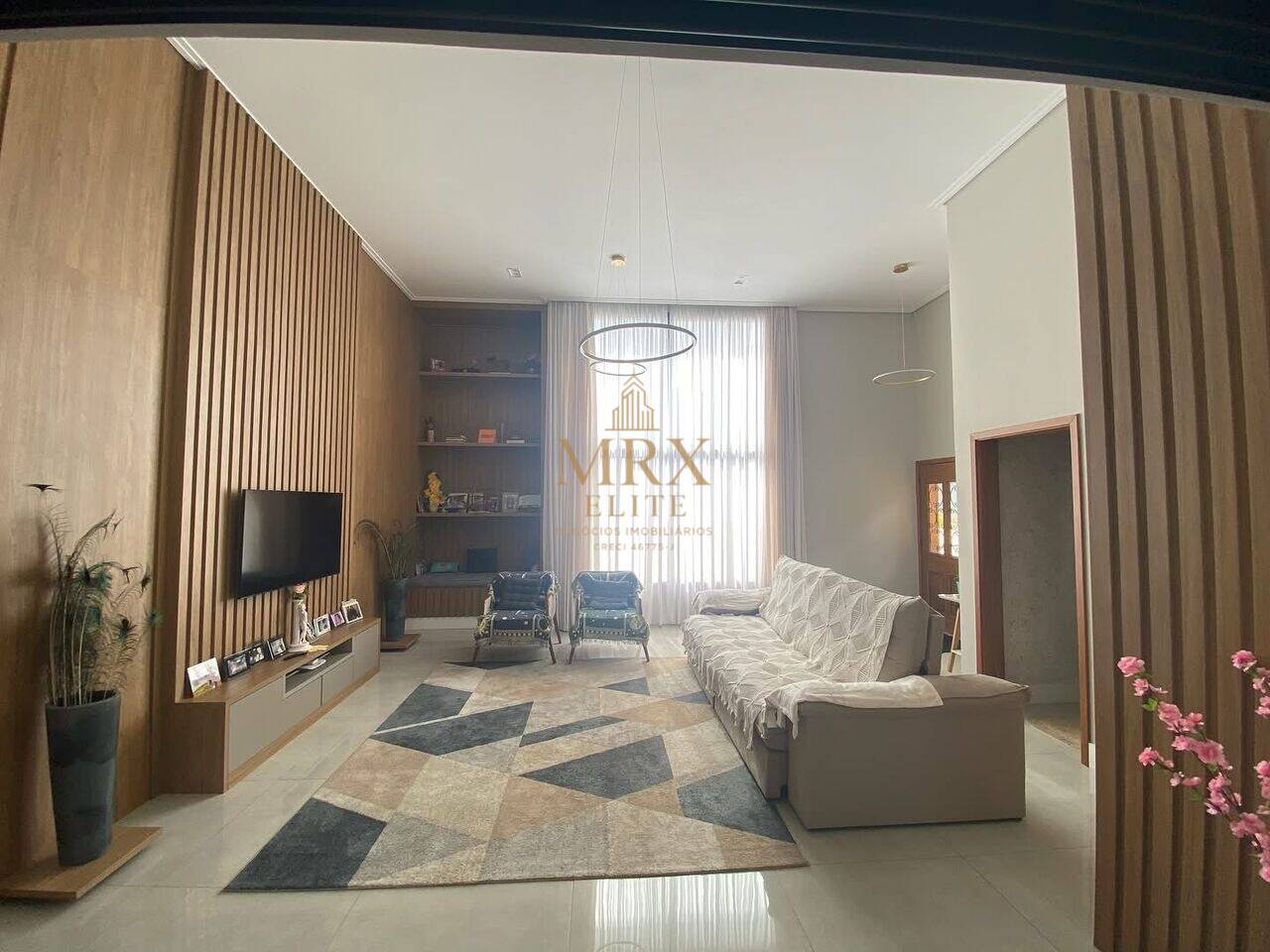 Casa com 4 dormitórios no Vila Monte Verde — foto 3