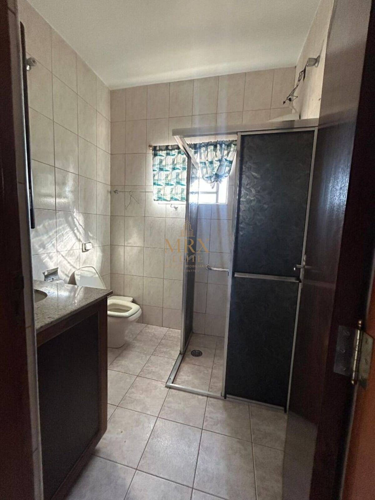 Sobrado com 5 dormitórios no Vila Santa Helena — foto 2