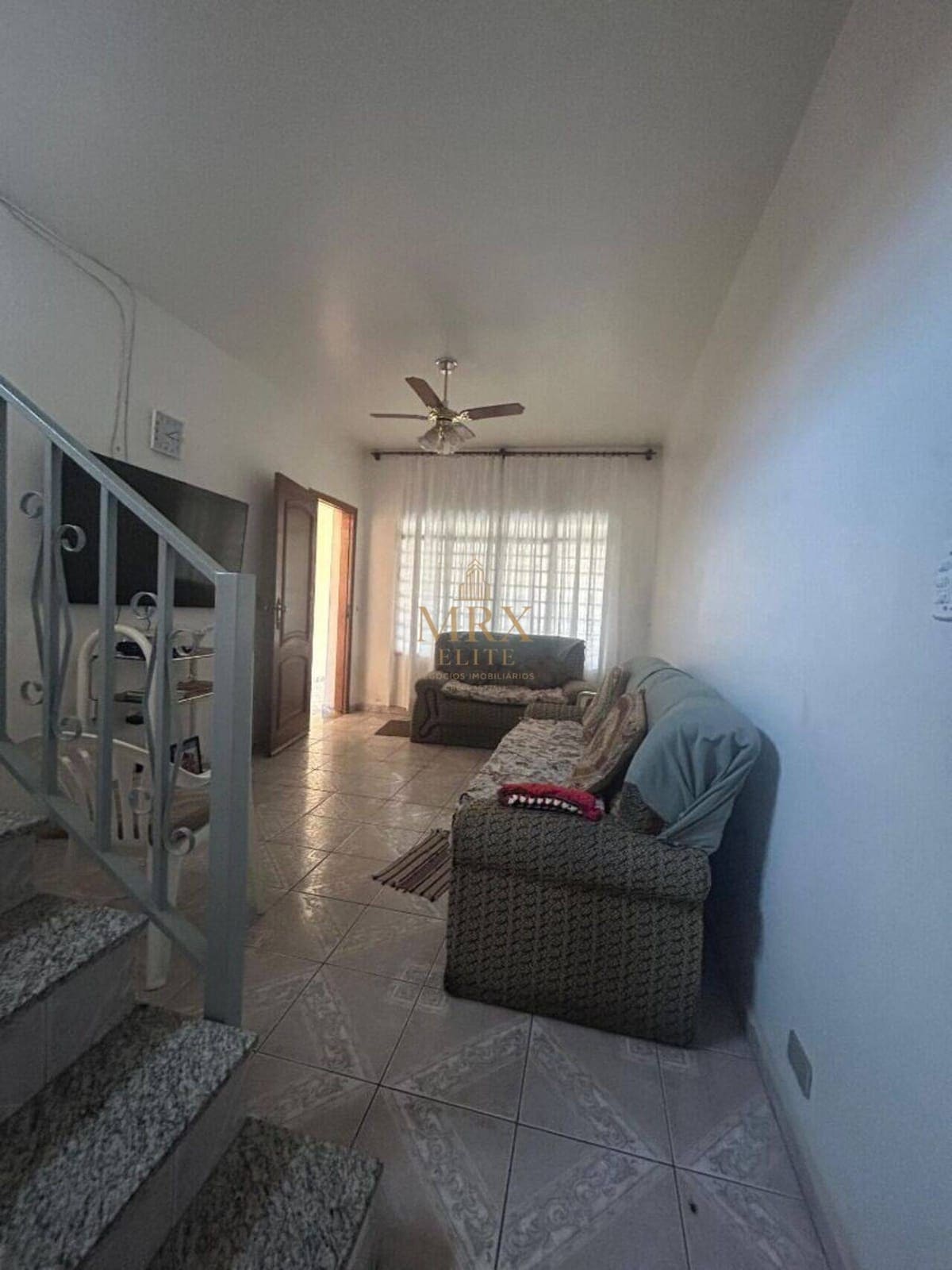 Sobrado com 5 dormitórios no Vila Santa Helena — foto 4