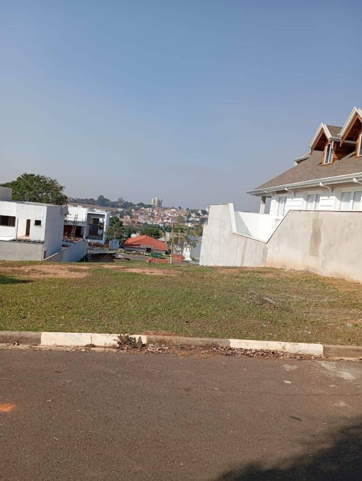 Terreno de 450 m² no Bosques do Junqueira, Bosques do Junqueira, Tatuí/SP